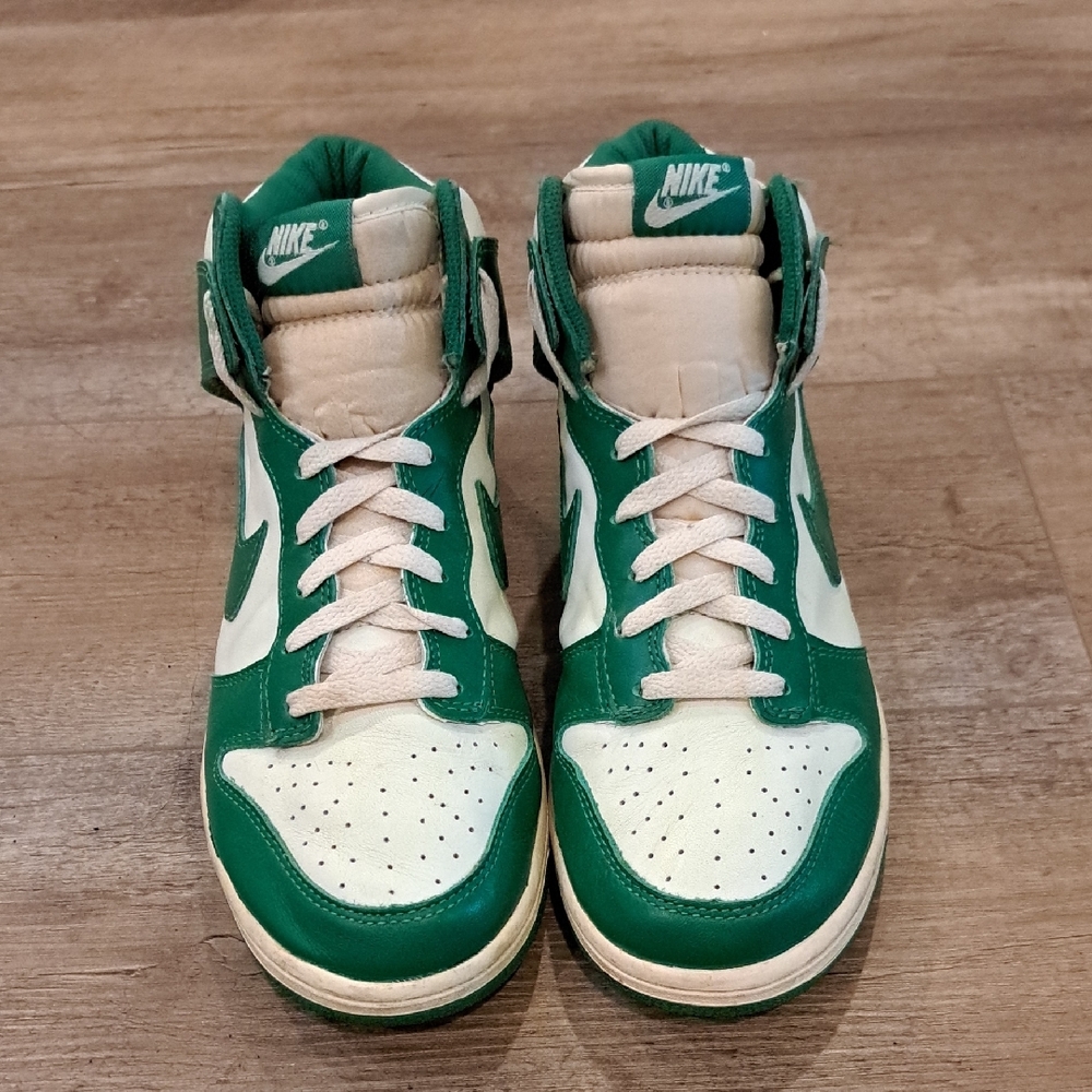 SOLD Nike Dunk High Lucky Green 318850-131. 2008 - Picture 3 of 8